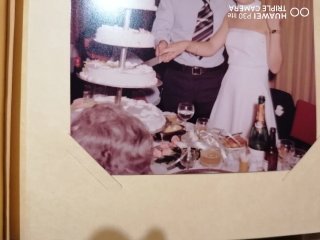 Vestido d Novia Blanco,y en salón se quita la cola