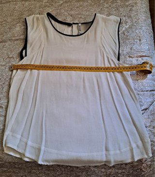 Blusa floral Stradivarius Talla M