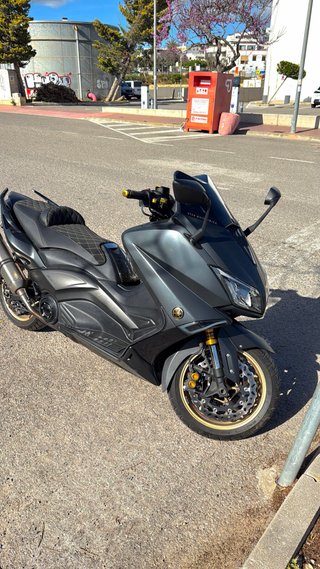 Yamaha Tmax 530 Iron Max