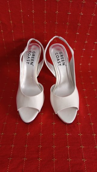Sandalia piel tacón blanco T39