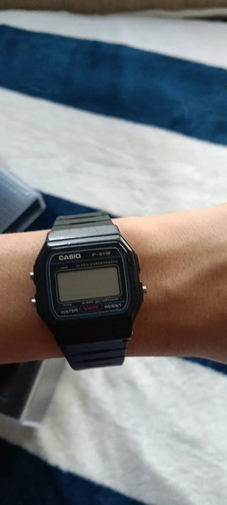Reloj Casio F-91W Clásico