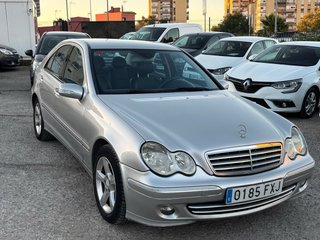Mercedes-Benz Clase C 2005