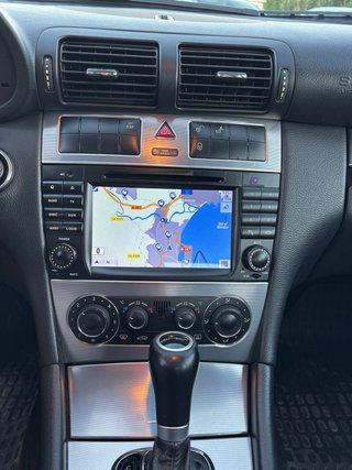 Mercedes-Benz Clase C 2005