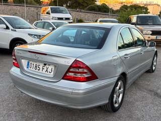 Mercedes-Benz Clase C 2005