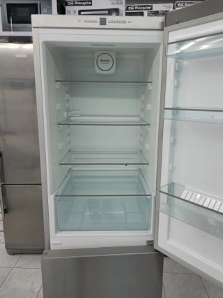 Nevera marca MIELE