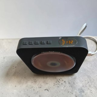 reproductor CD de montaje en pared, model KC-909
