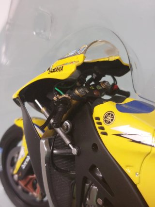 Moto Yamaha Valentino Rossi modellino