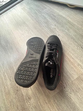 Adidas Continental 80 Negro/Rojo
