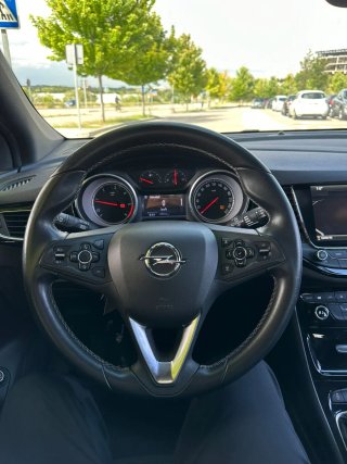 Opel Astra 2018