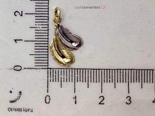 colgante oro 18k