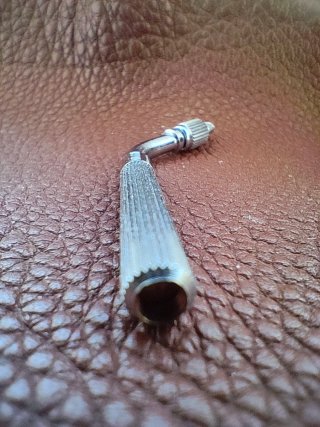 Adaptador Angular para Cable Disparador Cámara