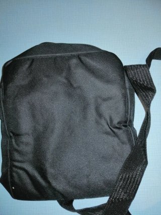 Bolso de caballero negro