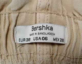 Pantalón vaquero corto beige