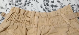 Pantalón vaquero corto beige