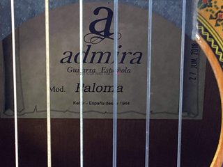 guitarra clasica admira paloma
