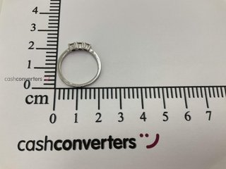 anillo oro 18k con piedra con diamante t. 10 (15,92 mm)