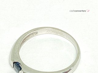 anillo oro 18k con piedra con zafiro