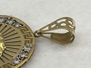 colgante oro 18k con piedra