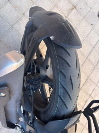 Keeway KRF 2023 Negra 17.000 km