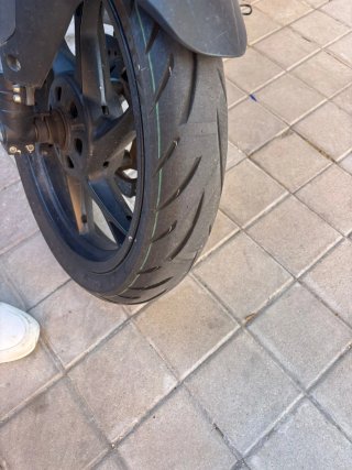 Keeway KRF 2023 Negra 17.000 km