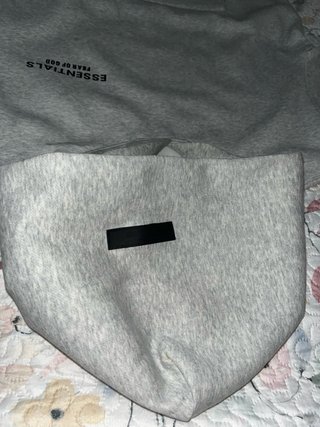Sudadera Essentials Gris