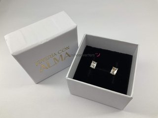 pendientes oro 18k con piedra