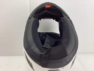 casco abatible mt helmets flux dot