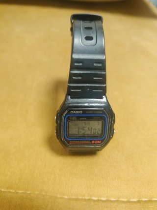 Reloj Casio Digital Negro
