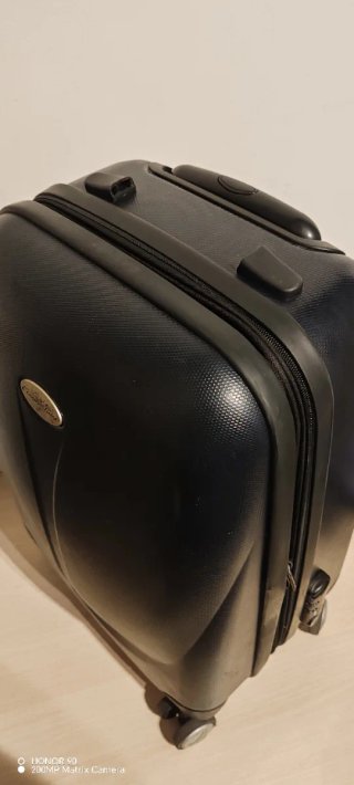 Maleta de viaje mediana