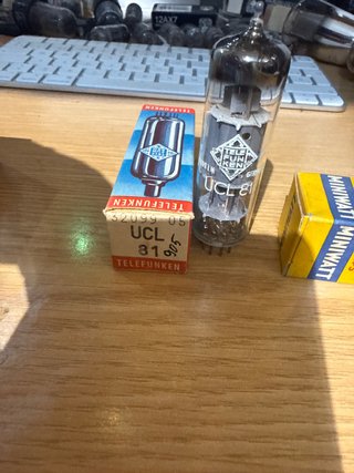 Válvula Telefunken UCL81 nueva