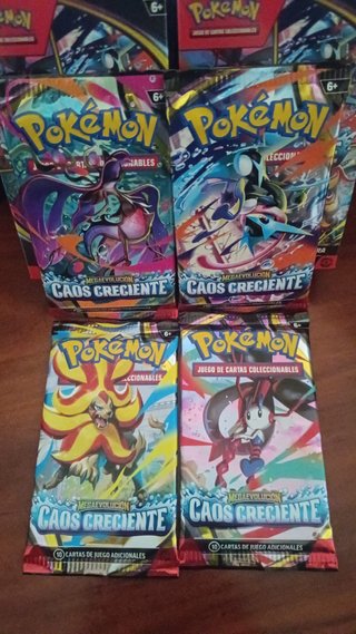 4 Sobres Pokémon Caos Creciente