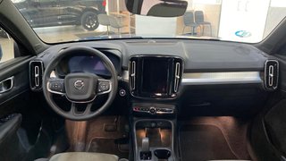 VOLVO XC40 2.0 B3 CORE AUTO 5P