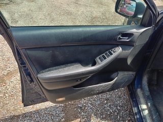 Toyota 102285 refuerzo paragolpes trasero avensis