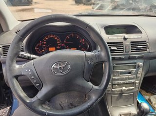 Toyota 102285 refuerzo paragolpes trasero avensis