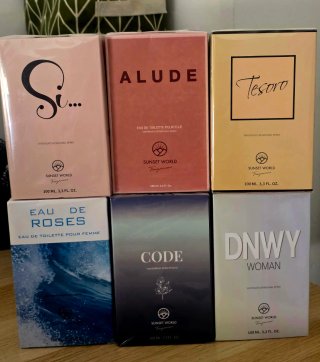 Lote 6 perfumes mujer Sunset World