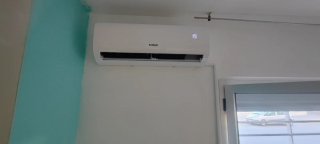 Instalador de aires acondicionados y electricidad