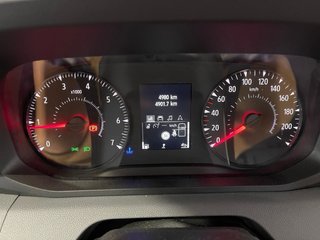 Nissan Interstar 2025