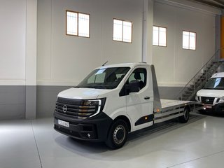 Nissan Interstar 2025