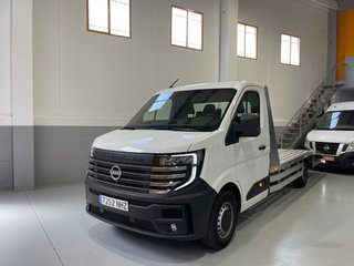 Nissan Interstar 2025