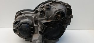 Faro derecho mercedes-benz 0301166272 clase 377140
