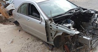 Faro derecho mercedes-benz 0301166272 clase 377140