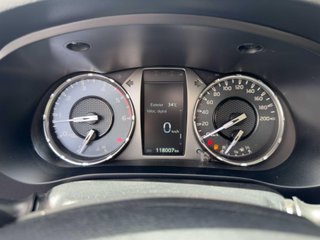 Toyota Hilux 2.4 D-4D Cabina Doble GX