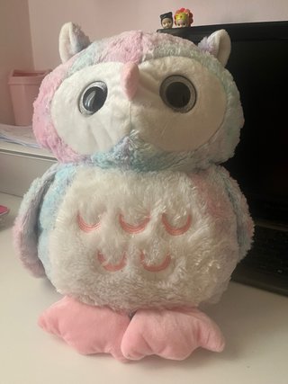 Búho peluche tonos pastel 40cm