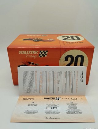 Scalextric Vintage McLaren 6205