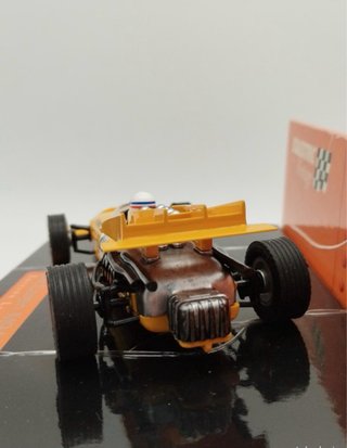 Scalextric Vintage McLaren 6205