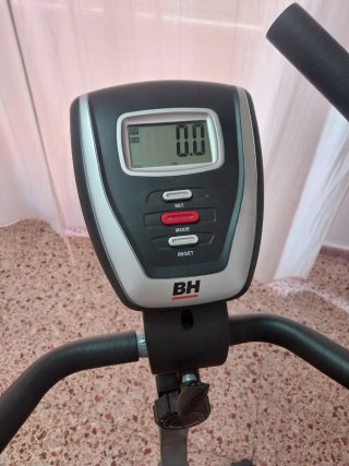 Bicicleta Estática BH Artic