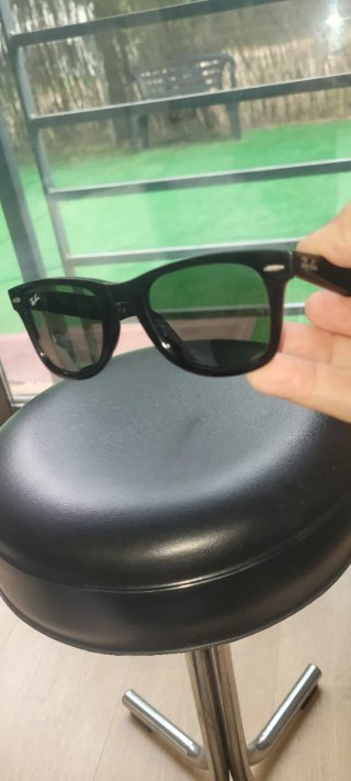 Ray-Ban Wayfarer Italianas 2140