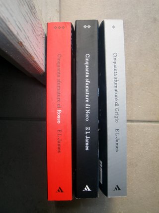 Trilogia libri "50 sfumature" (3 volumi)