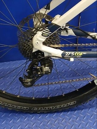 BICICLETA DE MONTAÑA ROCKRIDER ST 560 27,5’’ BLANCO