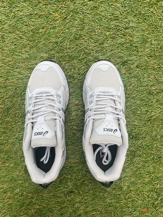 ASICS Talla 40 Gris Claro/Blanco